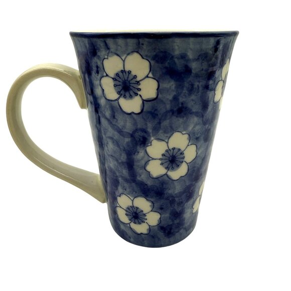 Artisan Handmade Stoneware Blue Floral Pattern Coffee Mug Tall 14 oz - Picture 4 of 9